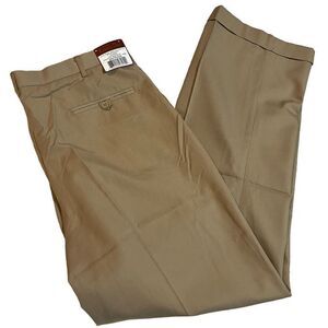 Lion’s Den Men’s Tan Khakis / SZ: 40/30 NWT